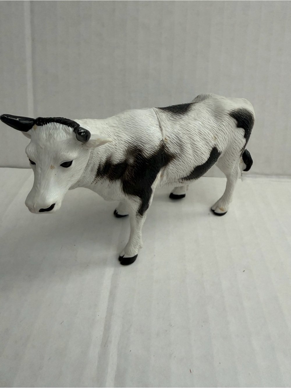 Vintage 1999 White and Black Dairy Cow Farm Animal Figure